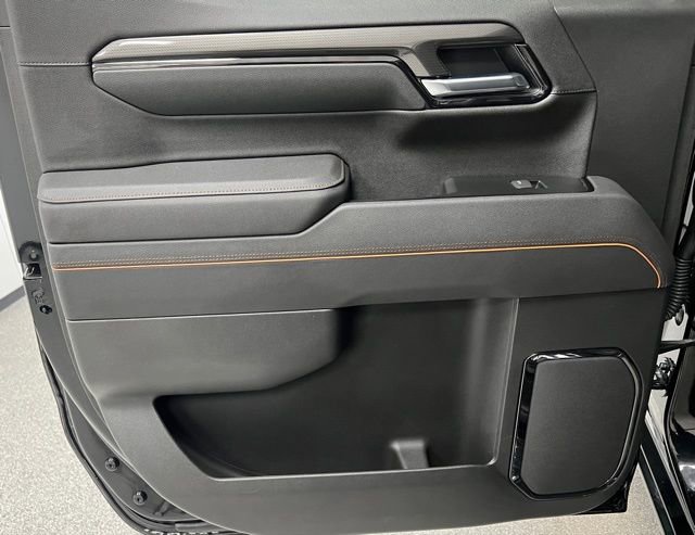 Used 2025 GMC Sierra 1500 AT4 w/ AT4 Premium Package image 41