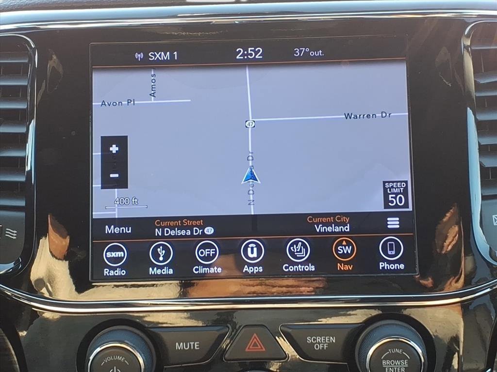 Used 2019 Jeep Grand Cherokee Altitude image 24