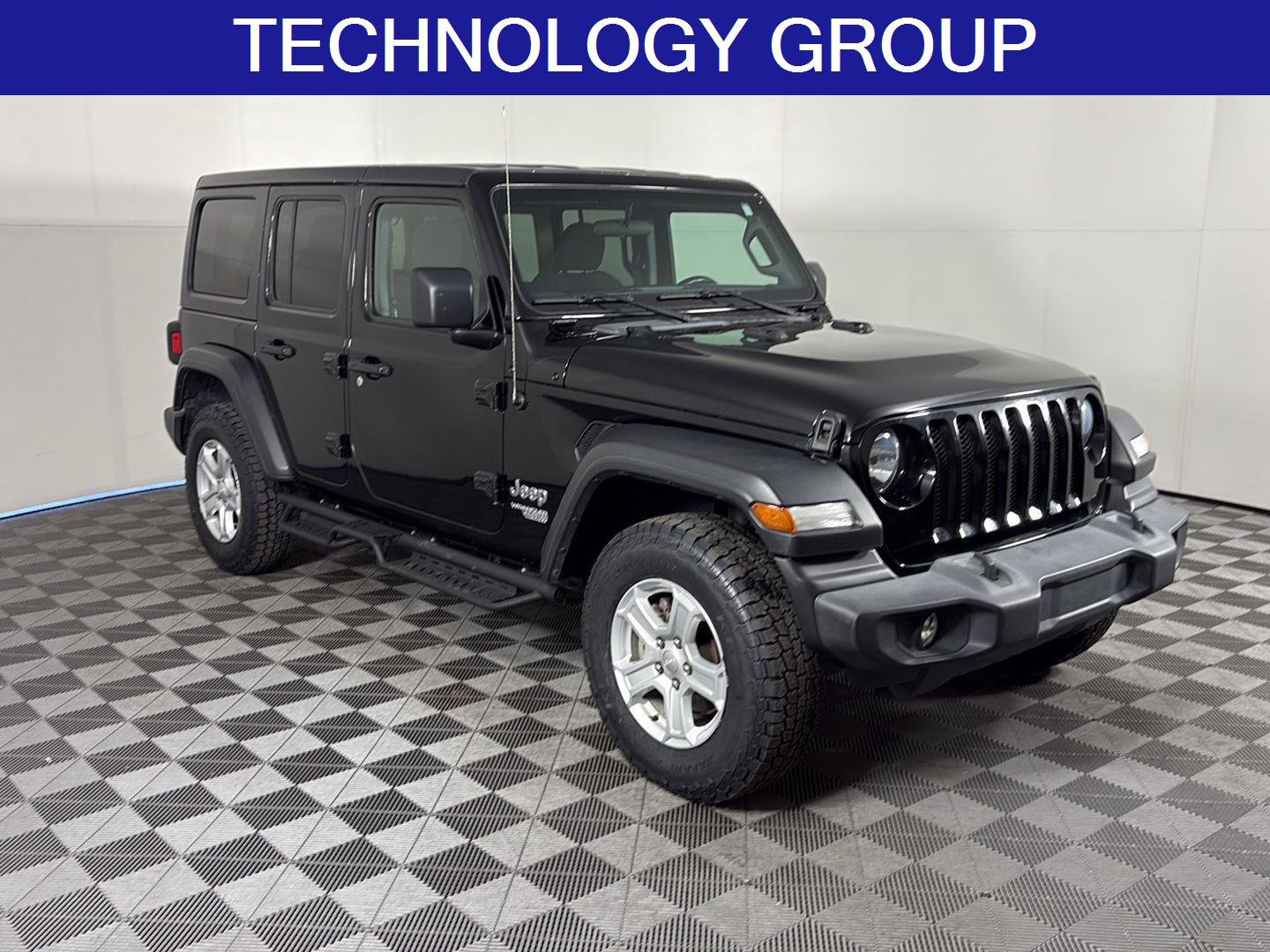 Used 2021 Jeep Wrangler Unlimited Sport image 2