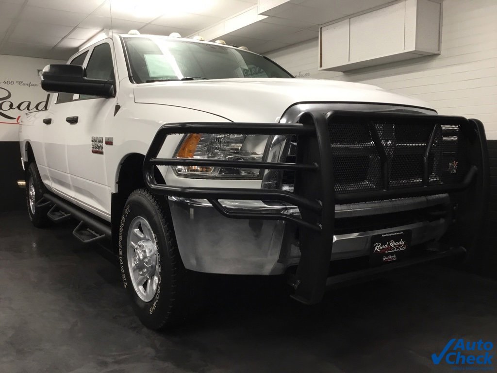 Used 2016 RAM 3500 Tradesman w/ Chrome Appearance Group image 3