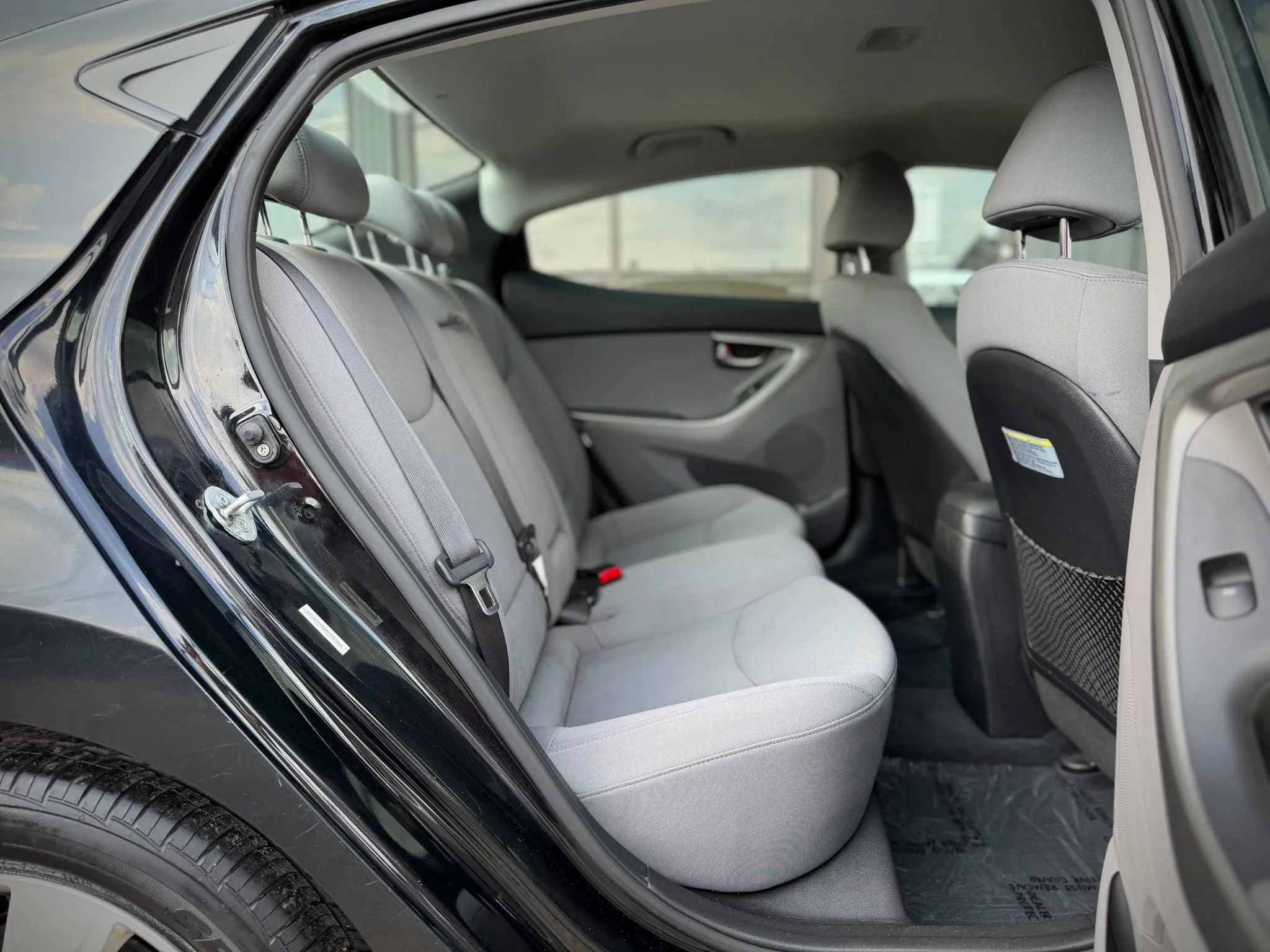 Used 2013 Hyundai Elantra GLS FWD image 13