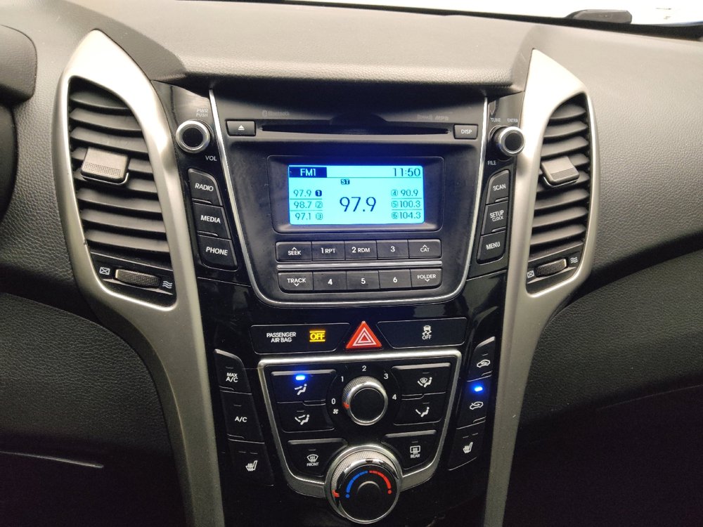 Used 2016 Hyundai Elantra GT image 25