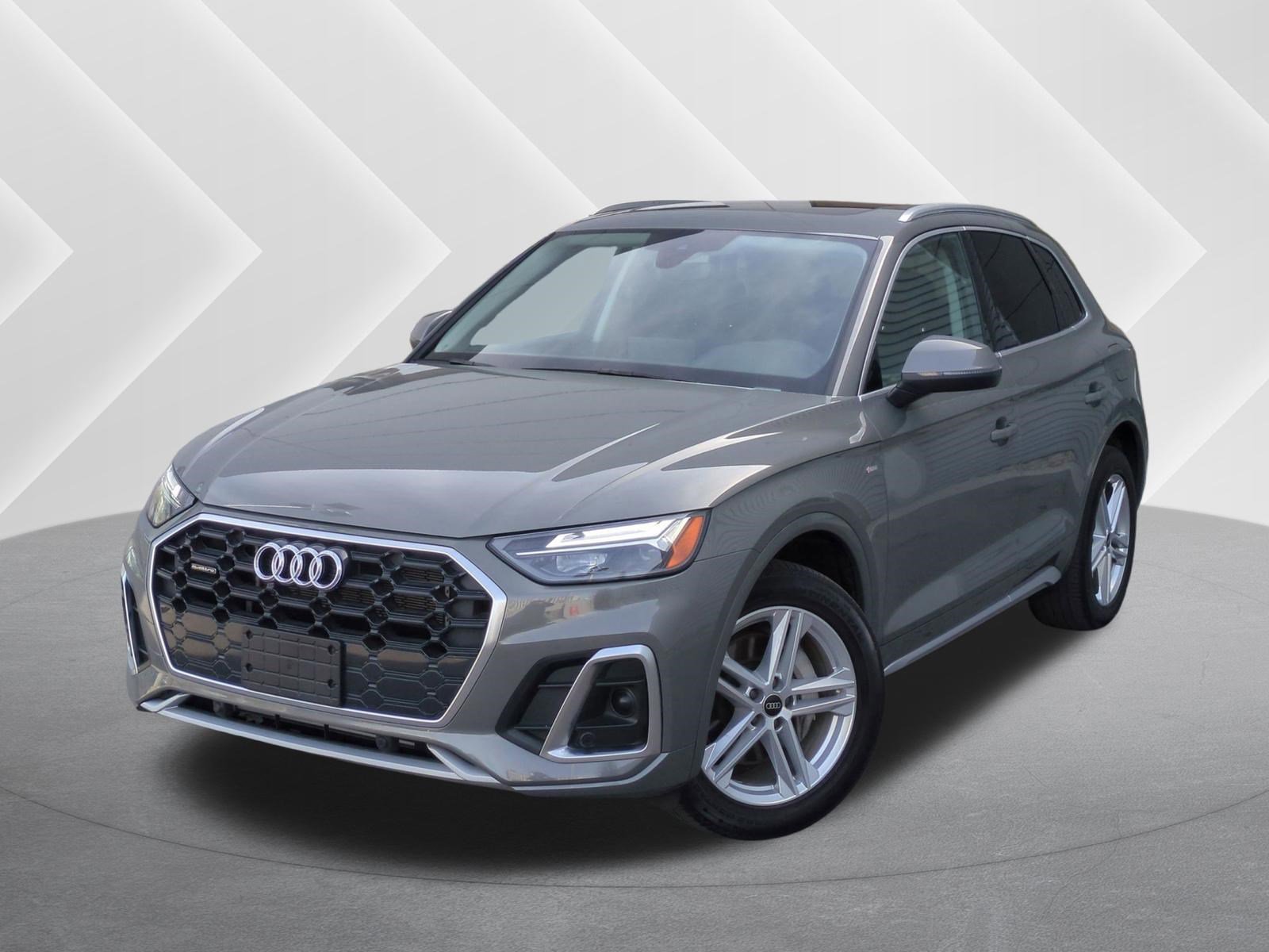 Used 2023 Audi Q5 e Premium w/ Convenience Package AWD/4WD image 1