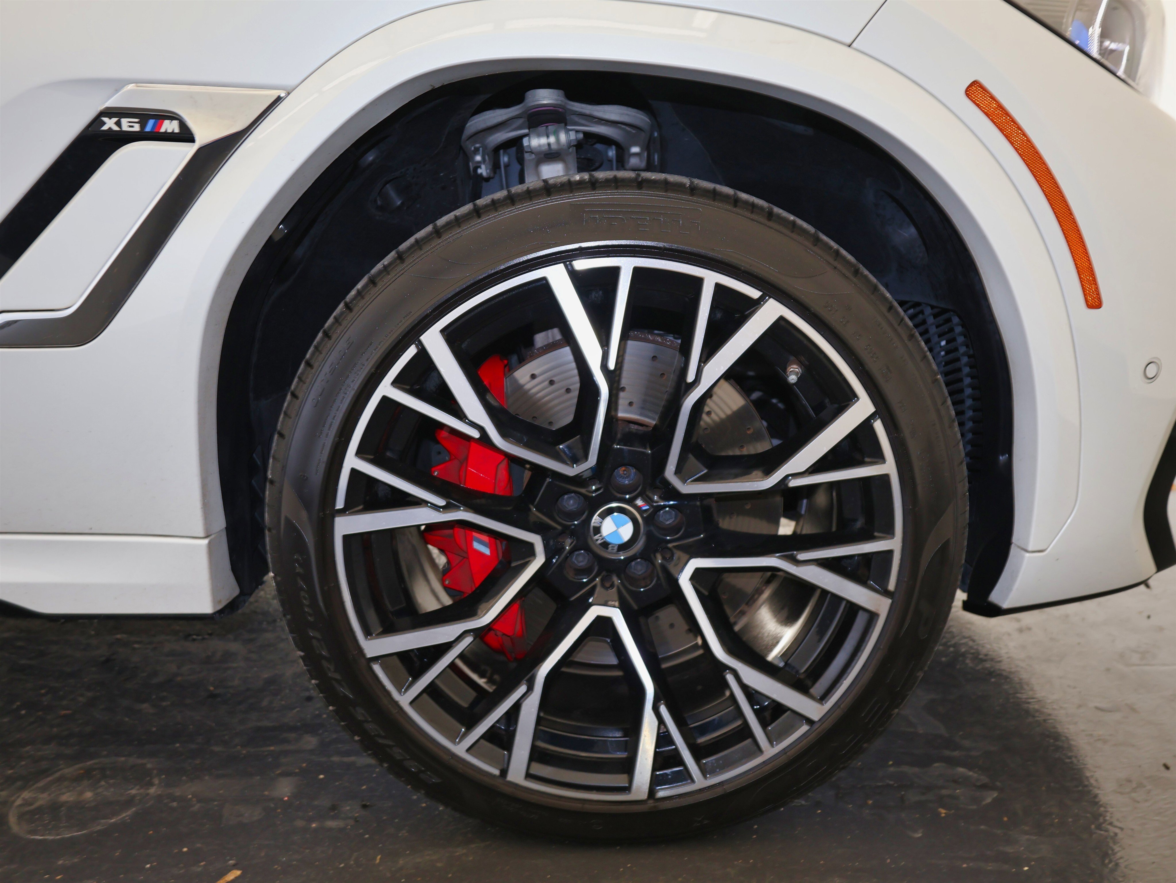 Used 2021 BMW X6 M w/ Executive Package image 58