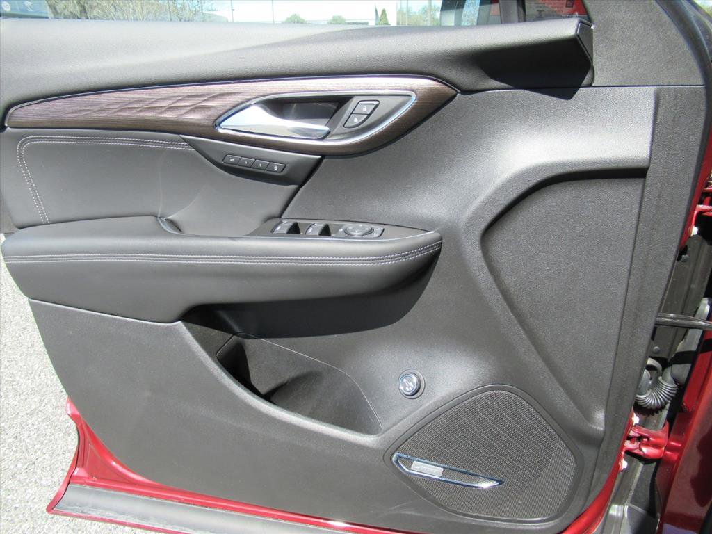 Used 2023 Buick Envision Avenir image 19