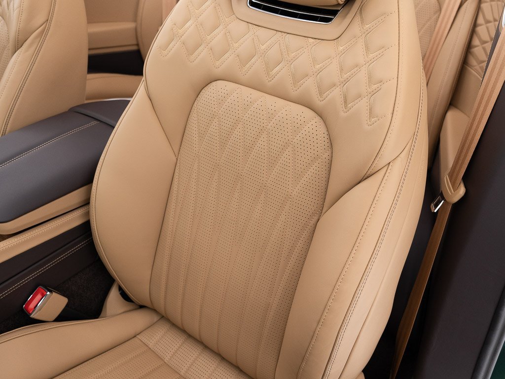 New 2026 Bentley Continental GT Azure AWD/4WD image 26