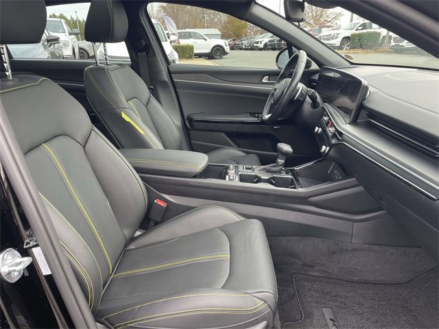 Certified 2025 Kia K5 GT w/ GT1 Package image 18