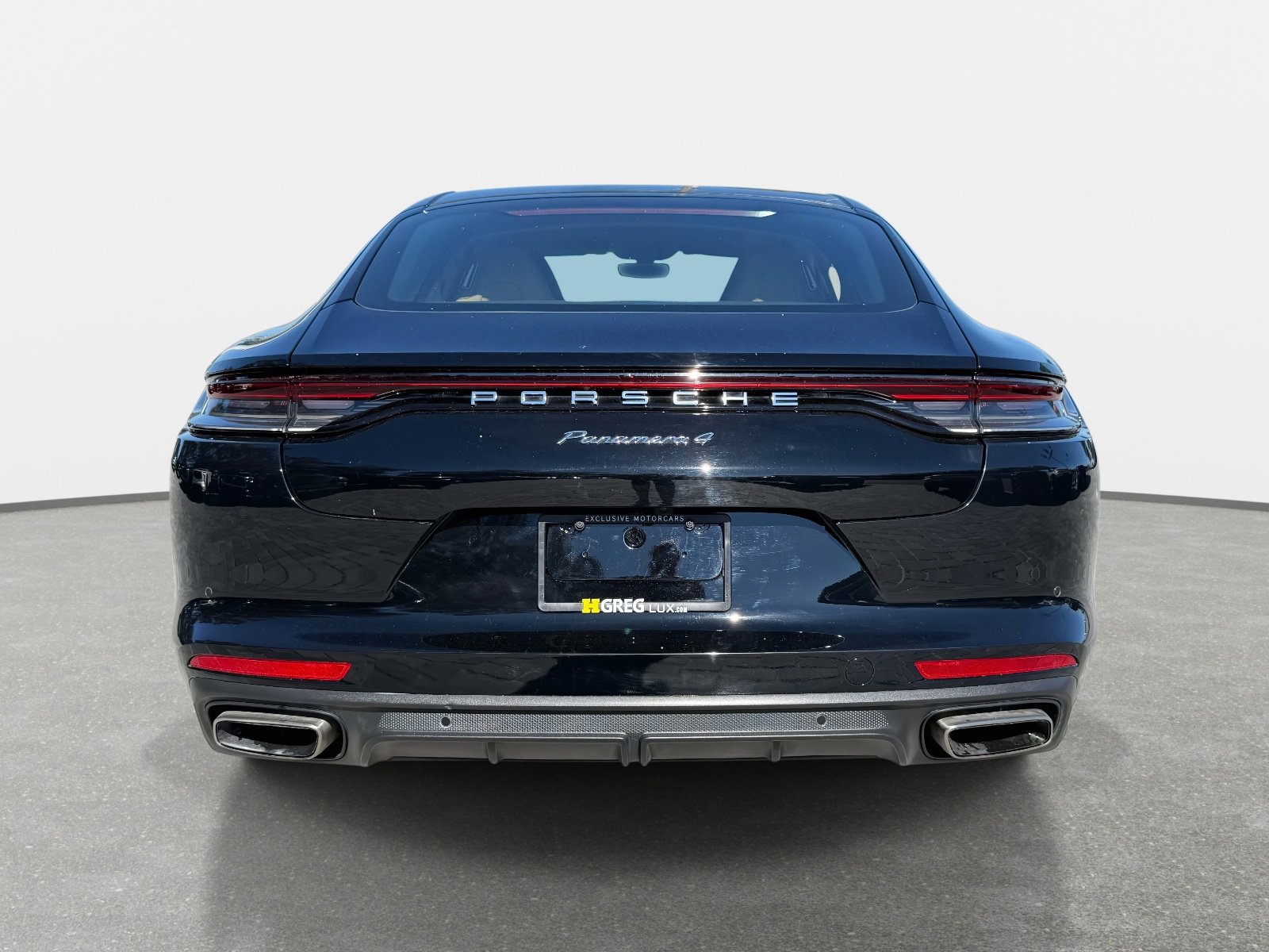 Used 2022 Porsche Panamera 4 image 4