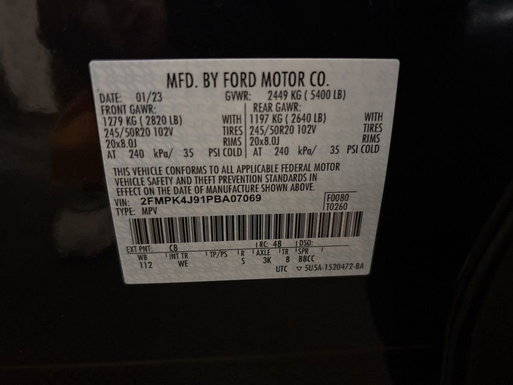 Used 2023 Ford Edge ST-Line image 13