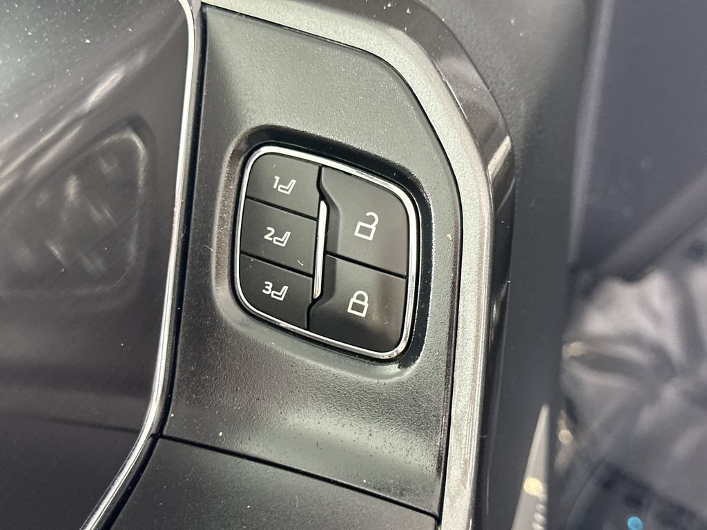 Used 2021 Ford F150 Lariat w/ Equipment Group 502A High AWD/4WD image 19