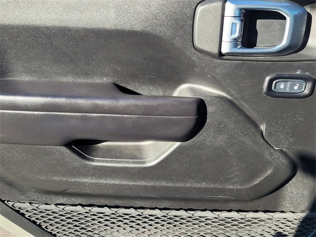 Used 2021 Jeep Wrangler Unlimited Rubicon image 15