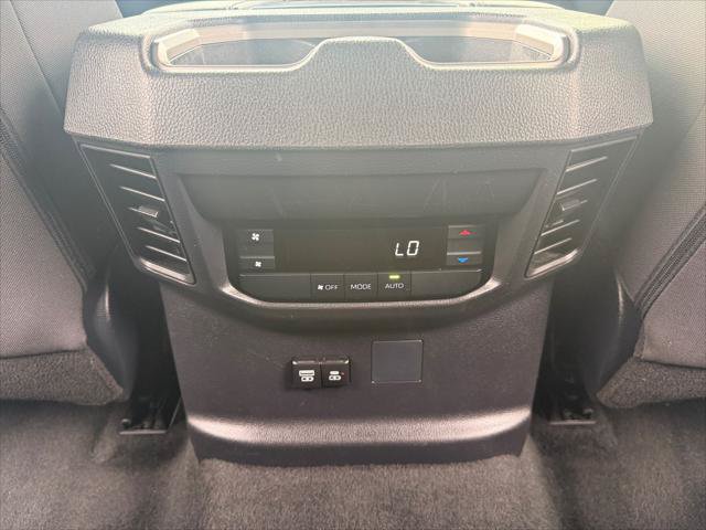 Certified 2025 Toyota Sequoia SR5 AWD/4WD image 18