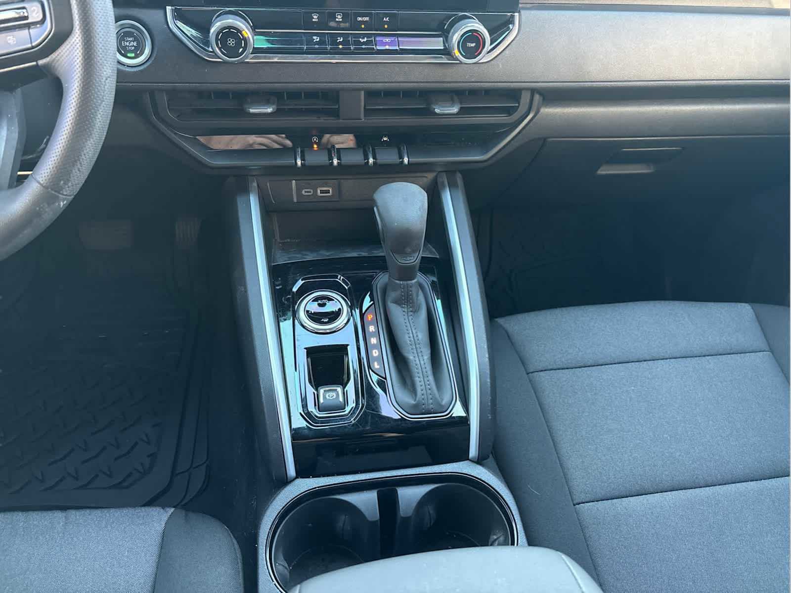 Used 2024 Chevrolet Colorado W/T w/ Advanced Trailering Package image 21