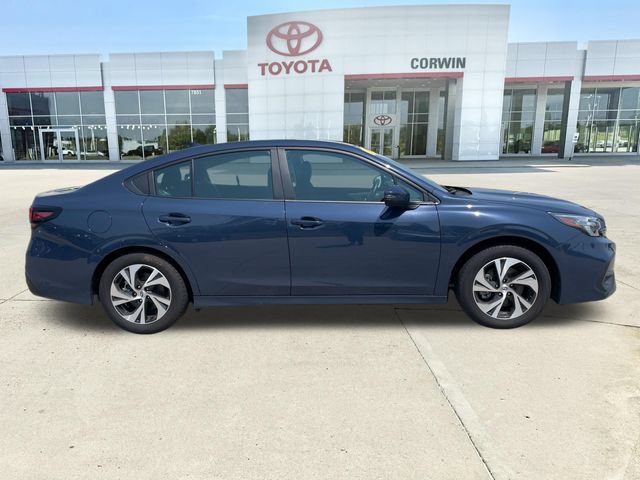 Used 2025 Subaru Legacy Premium AWD/4WD image 6