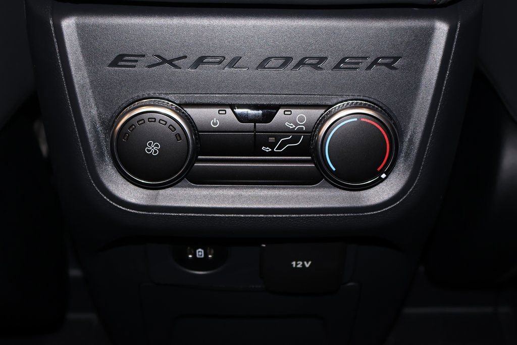 New 2026 Ford Explorer Active w/ Active Comfort Package image 14