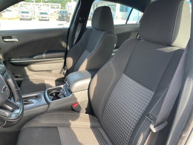 Used 2023 Dodge Charger SXT image 13