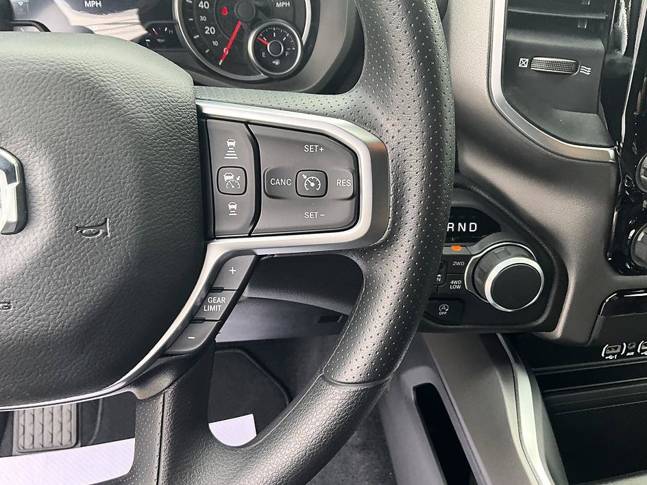New 2026 RAM 1500 Express AWD/4WD image 30