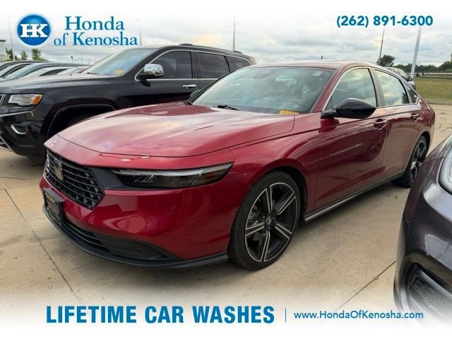 Used 2023 Honda Accord Sport image 1