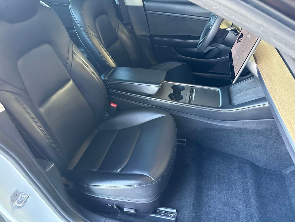 Used 2021 Tesla Model 3 Standard Range Plus RWD image 23