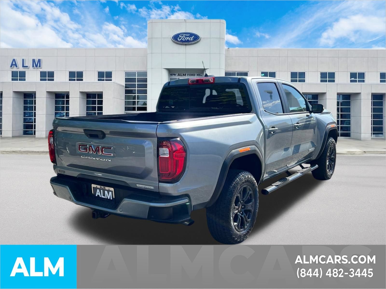 Used 2025 GMC Canyon Elevation RWD image 5