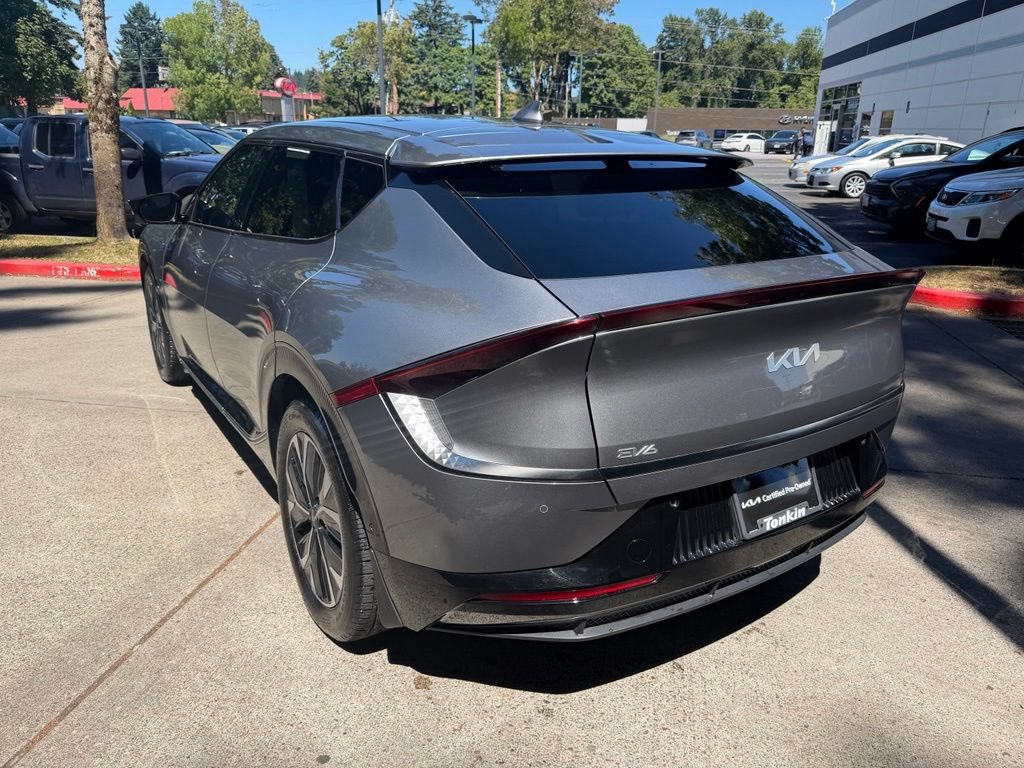 Used 2024 Kia EV6 Wind w/ Wind Technology Package AWD/4WD image 6