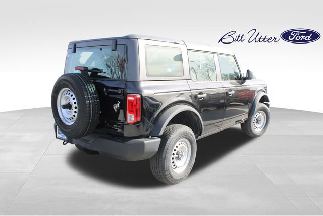 New 2025 Ford Bronco 4-Door image 3