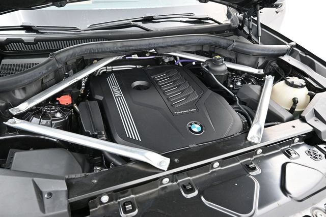 Used 2022 BMW X5 xDrive40i w/ Executive Package AWD/4WD image 30