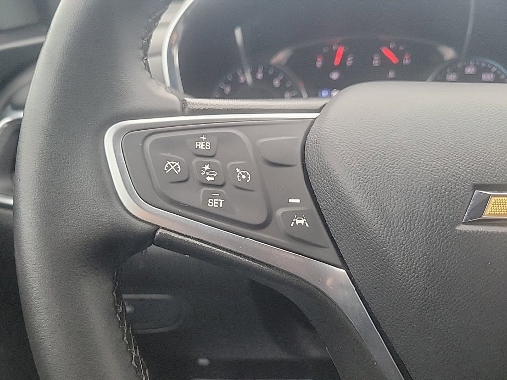 Used 2023 Chevrolet Equinox LT image 11