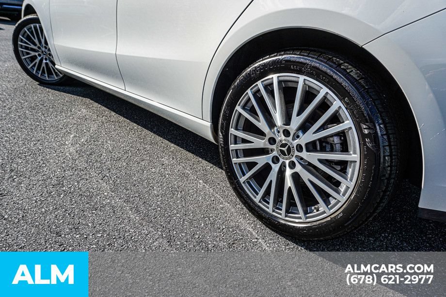 Used 2025 Mercedes-Benz CLA 250 w/ Exclusive Package image 15