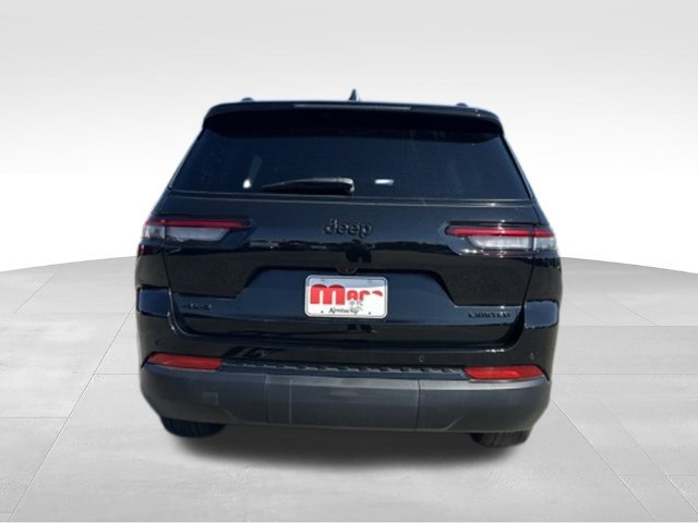 Used 2025 Jeep Grand Cherokee L Limited w/ Black Appearance Package AWD/4WD image 7
