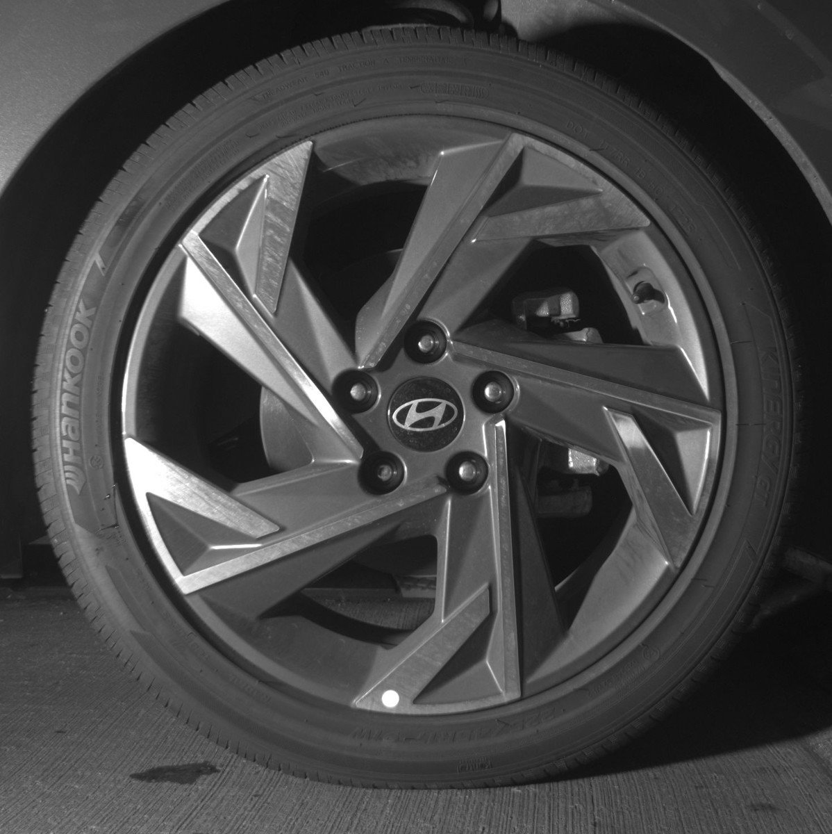 Used 2025 Hyundai Elantra SEL FWD image 13