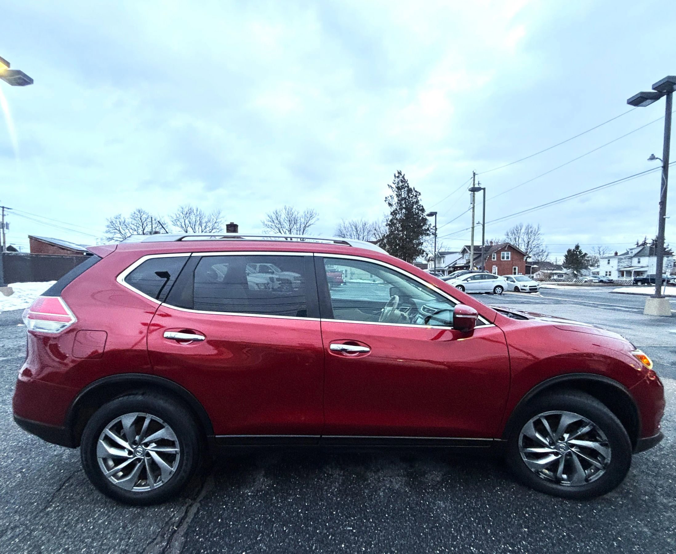 Used 2015 Nissan Rogue SL w/ SL Premium Package image 6