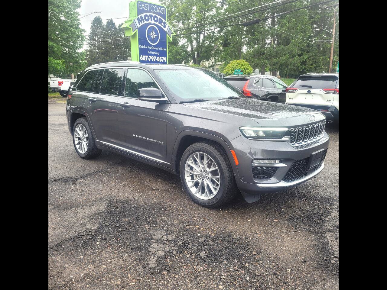 Used 2022 Jeep Grand Cherokee Summit w/ Adv Protech Group IV image 2
