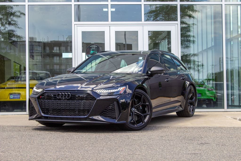Used 2025 Audi RS 6 performance AWD/4WD image 1