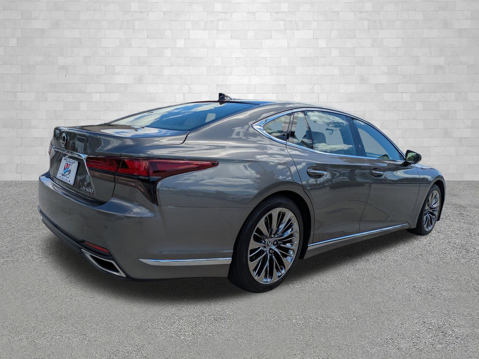 Used 2023 Lexus LS 500 w/ Interior Upgrade Package image 2