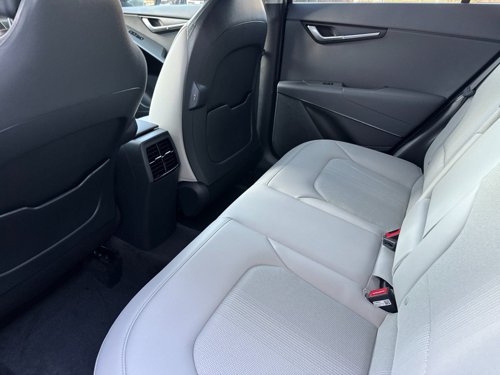 New 2026 Kia Niro EX image 12