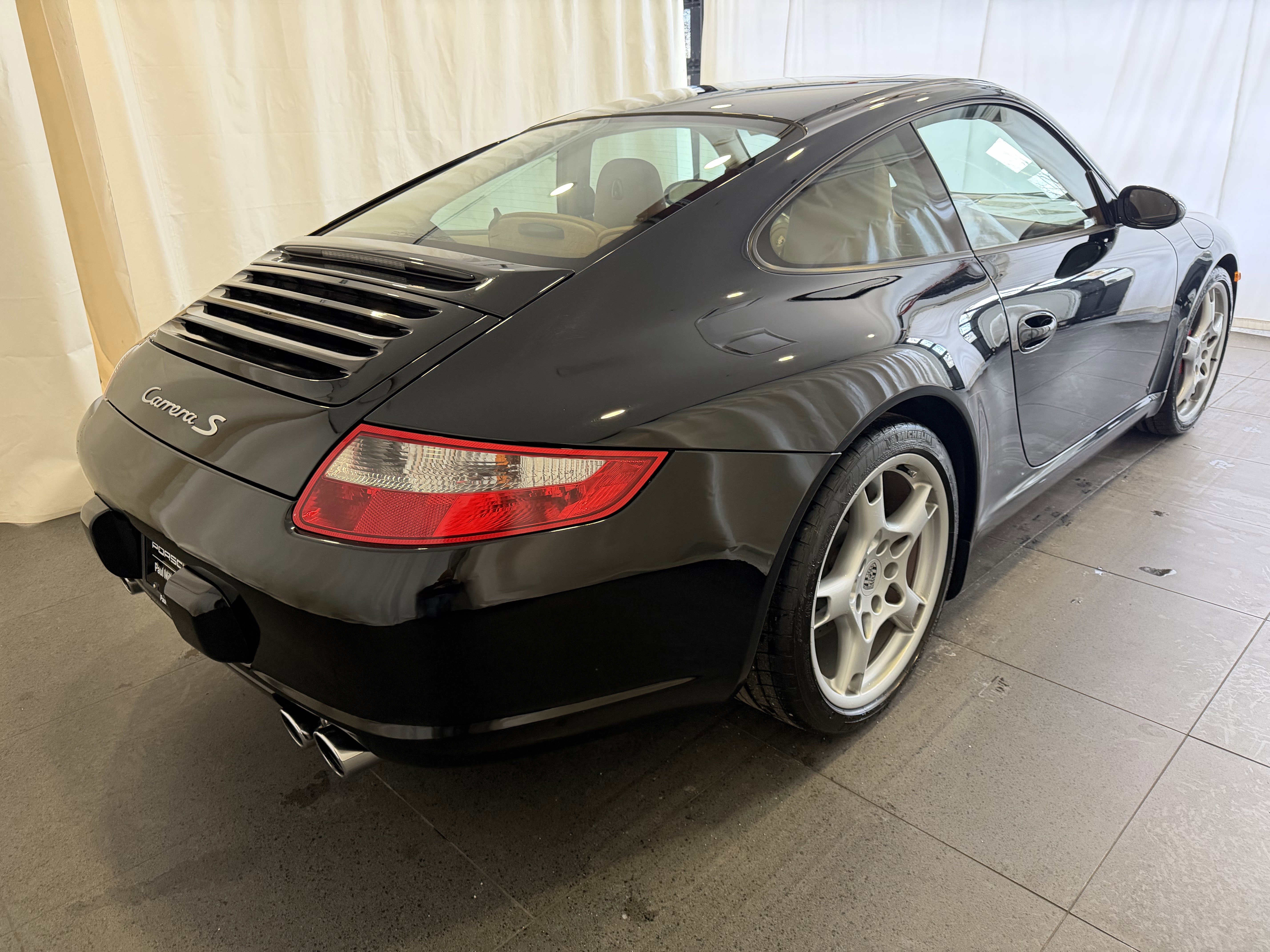 Used 2006 Porsche 911 Carrera S image 9