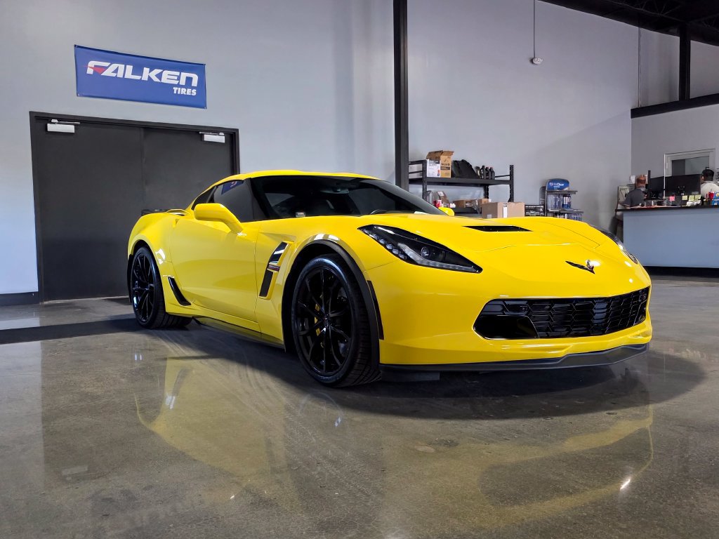 Used 2019 Chevrolet Corvette Grand Sport RWD image 2