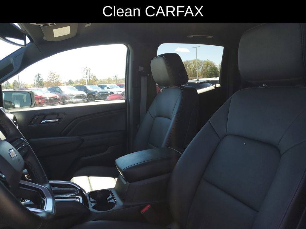 Used 2023 Chevrolet Colorado LT w/ LT Convenience Package III image 5