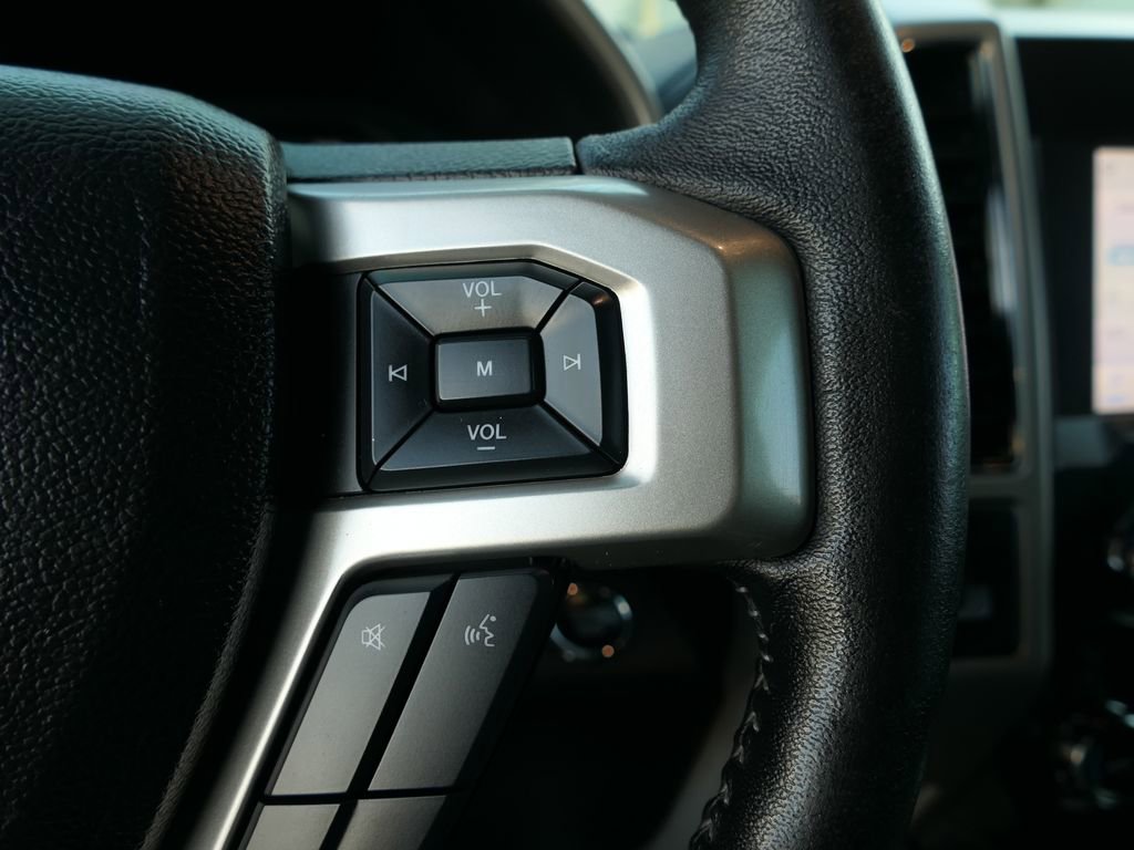 Used 2019 Ford F150 Lariat image 18