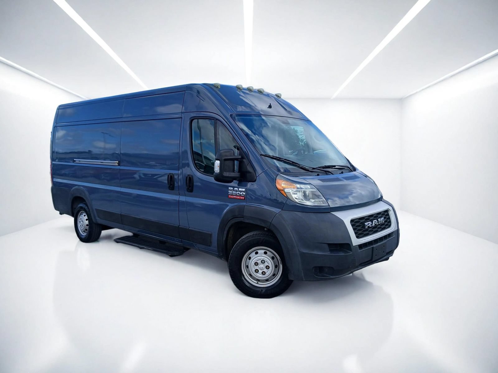 Used 2019 RAM ProMaster 3500 FWD image 2