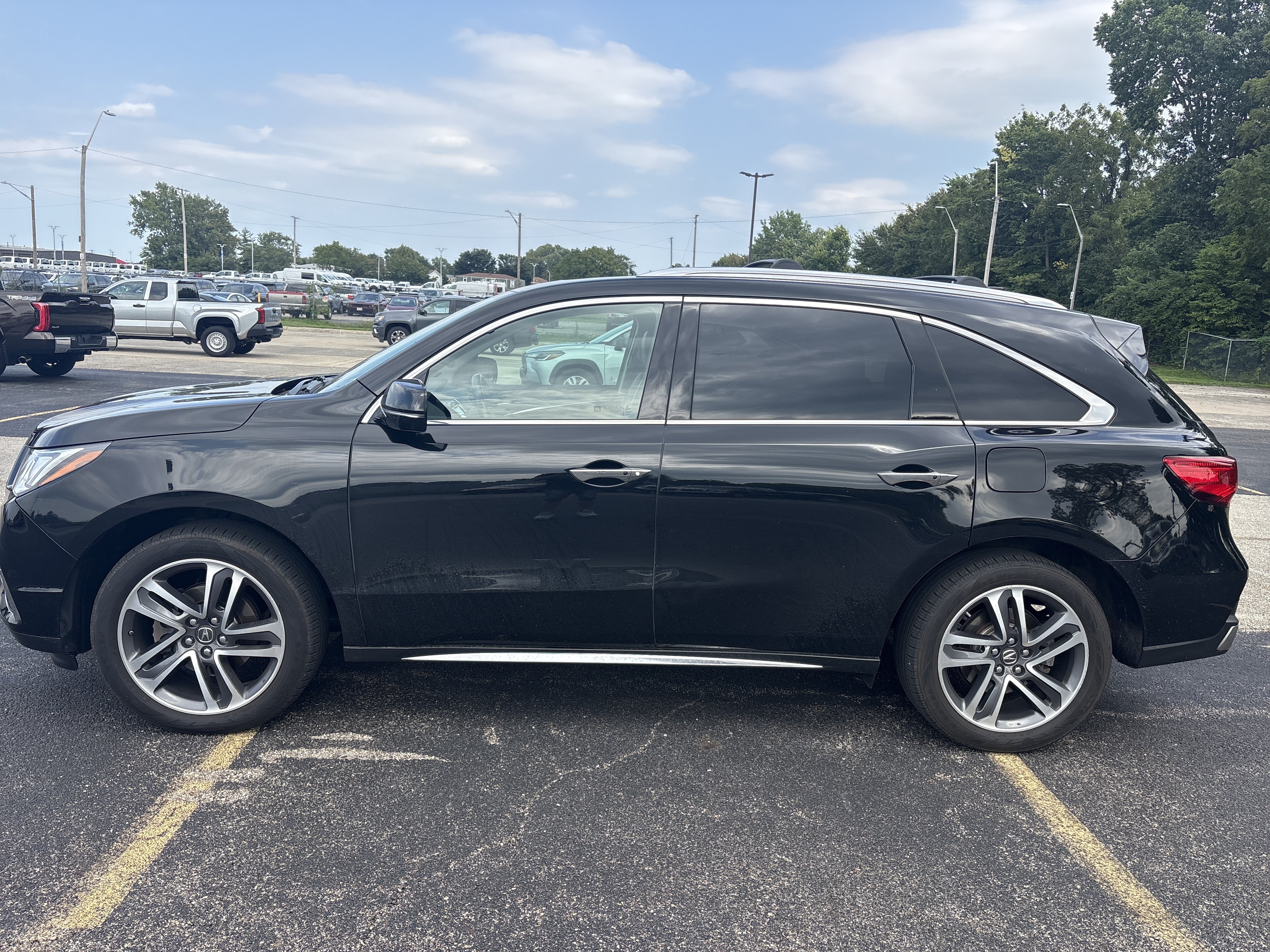 Used 2018 Acura MDX w/ Advance Package