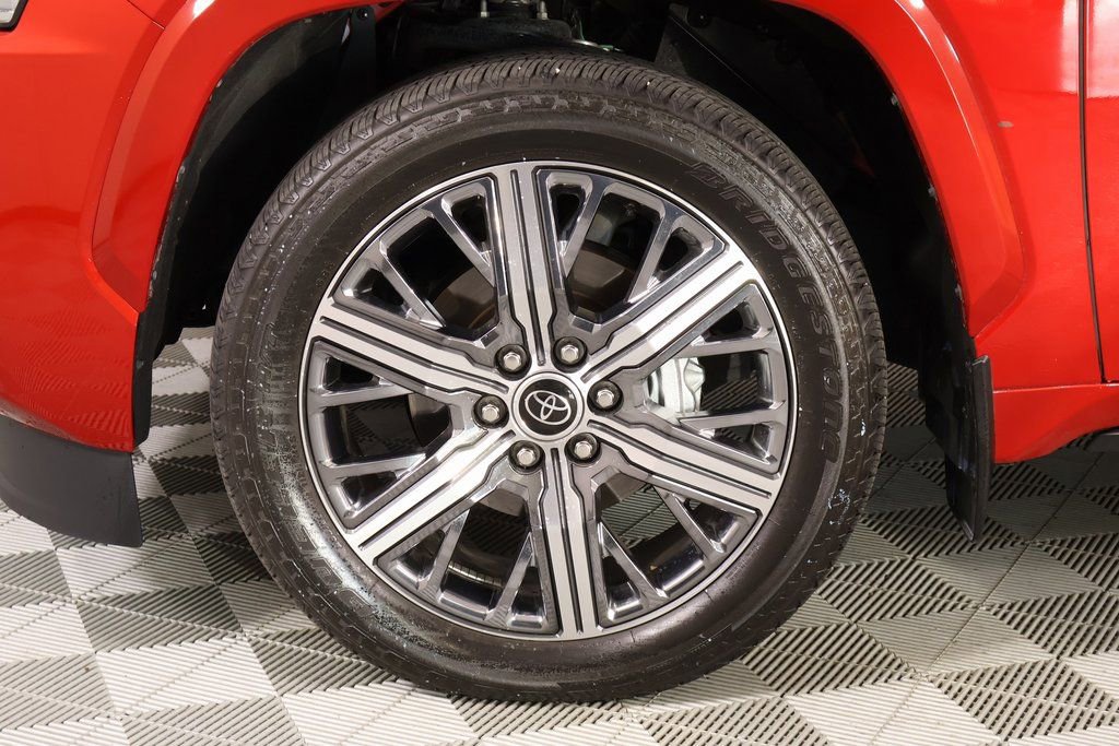 Used 2024 Toyota Sequoia Capstone image 21