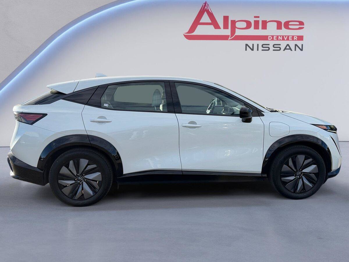 Used 2024 Nissan Ariya AWD image 6