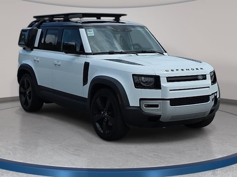 Used 2024 Land Rover Defender 110 S AWD/4WD image 3