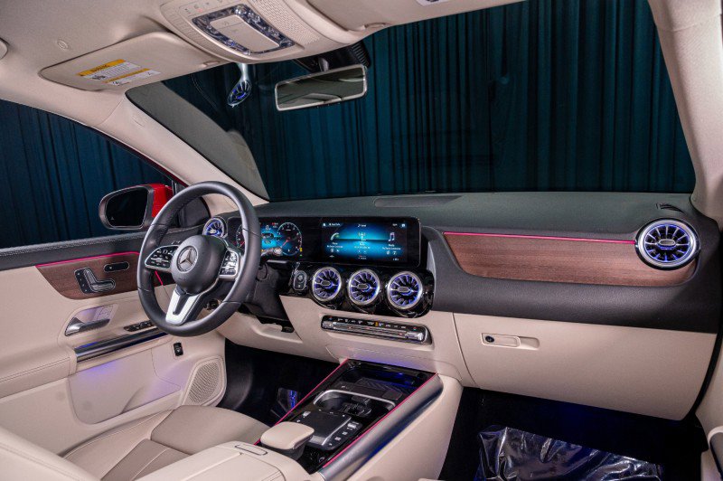 Certified 2023 Mercedes-Benz GLA 250 4MATIC image 4