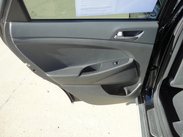 Used 2018 Hyundai Tucson Value w/ Cargo Package image 10