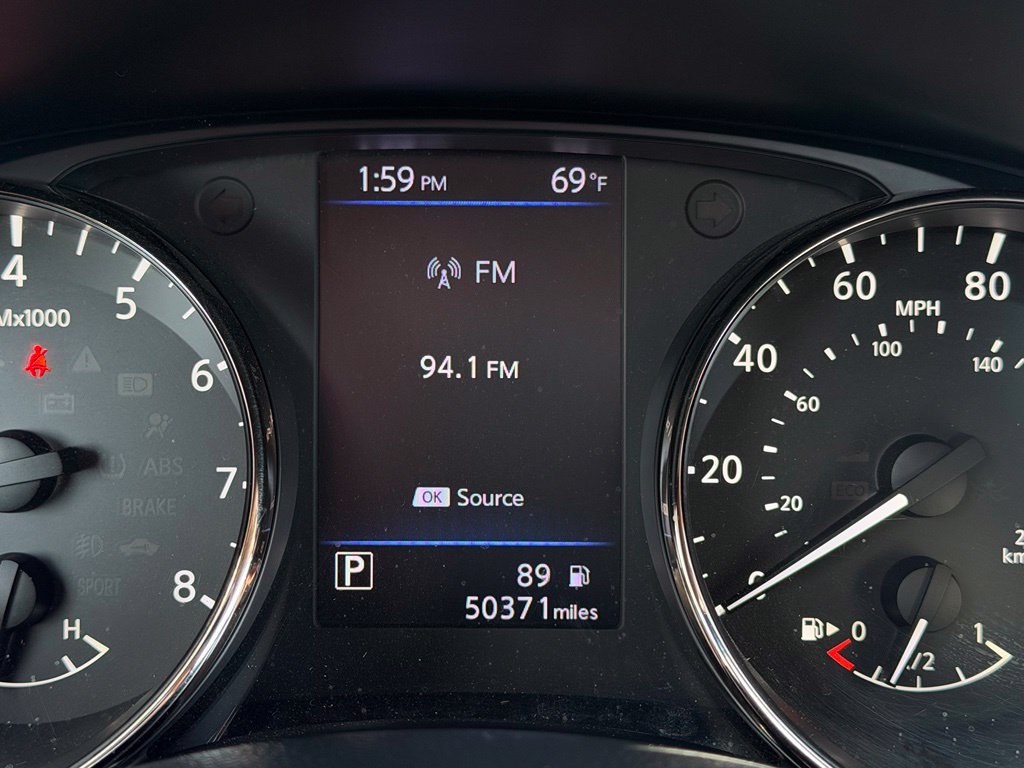 Used 2018 Nissan Rogue SV w/ Premium Package AWD/4WD image 31