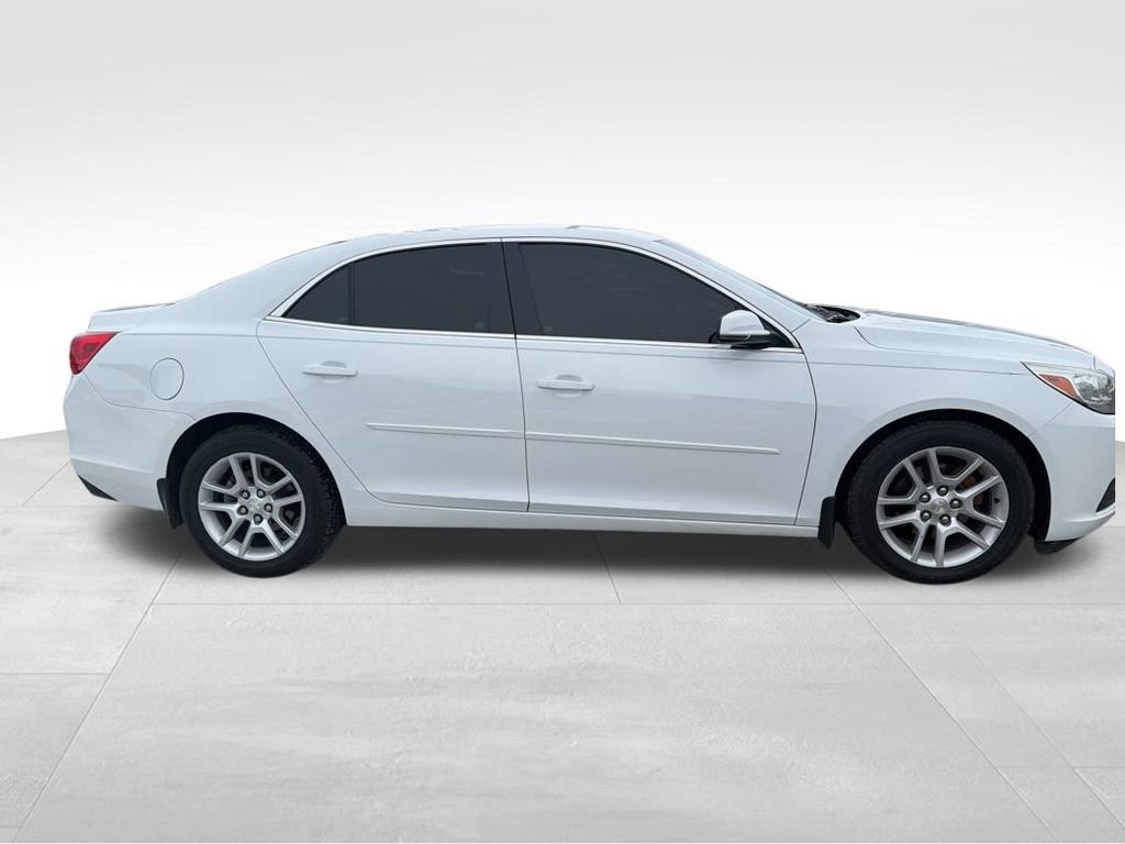 Used 2015 Chevrolet Malibu LT w/ Power Convenience Package image 6