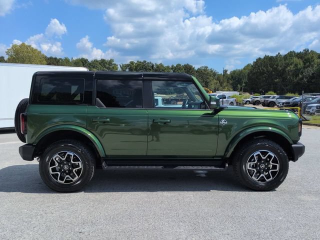 Used 2025 Ford Bronco Outer Banks AWD/4WD image 3